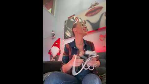 Media: jessyrey Stripchat 2023-11-13 08:53:00