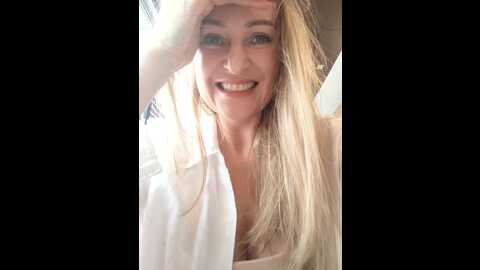 Media: legslong Stripchat 2023-11-13 10:02:00