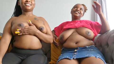 Media: misslola27 Stripchat 2023-11-13 12:27:00