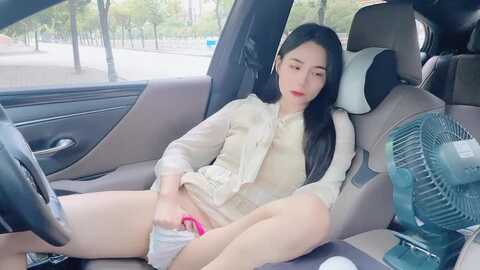 Media: orla2021 Stripchat 2023-11-13 07:29:00