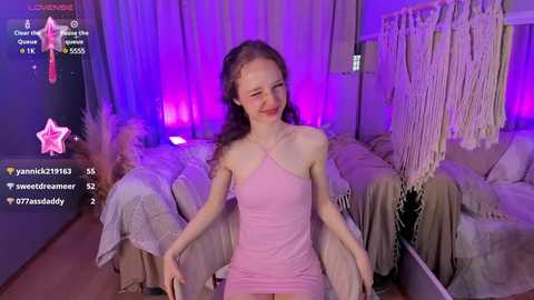 Media: _rose_charming_ Stripchat 2024-09-18 23:16:00