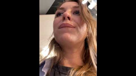 Media: sweet___emily Stripchat 2024-09-18 17:29:00