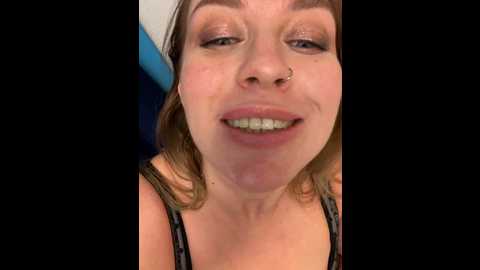 Media: sweet___emily Stripchat 2024-09-18 17:36:00