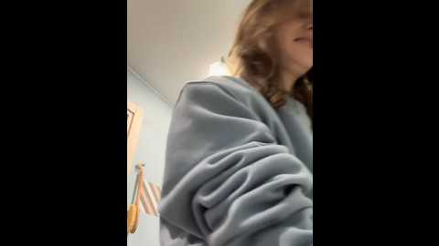 Media: _angelari_ Stripchat 2024-09-19 14:30:00