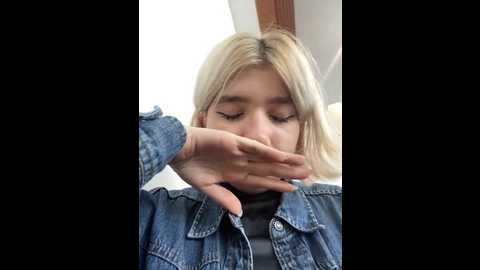 Media: baby__naughty Stripchat 2024-09-19 12:36:00