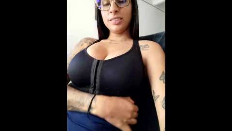 Media: charlotte_stevenss_ Stripchat 2024-09-19 18:10:00