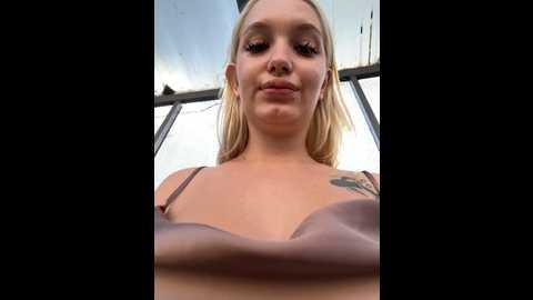 Media: milkyy_wway Stripchat 2024-09-19 07:31:00