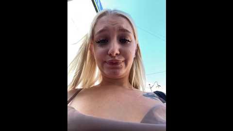 Media: milkyy_wway Stripchat 2024-09-19 08:45:00