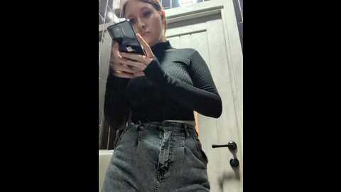 Media: morphine_666 Stripchat 2024-09-19 11:01:00