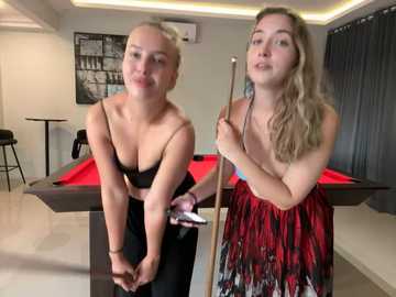 Media: nura_n_sarah Stripchat 2024-09-19 09:58:00