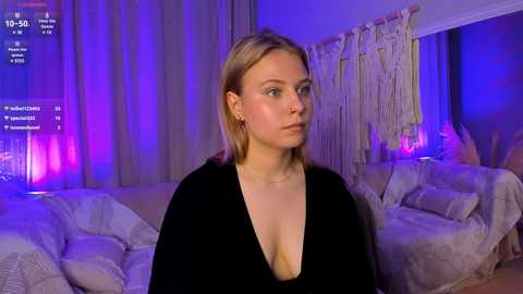 Media: selena_flowers_ Stripchat 2024-09-19 13:19:00