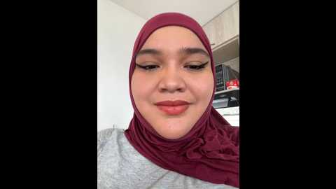 Media: sweetmuslim01 Stripchat 2024-09-19 20:09:00