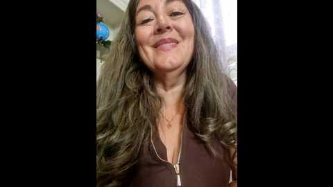 Media: emma_tour Stripchat 2024-09-20 17:30:00