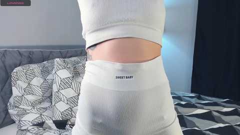Media: jenniferroseb Stripchat 2024-09-20 12:06:00