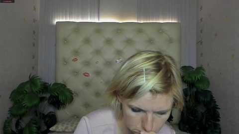 Media: lena_paulles Stripchat 2024-09-20 13:37:00