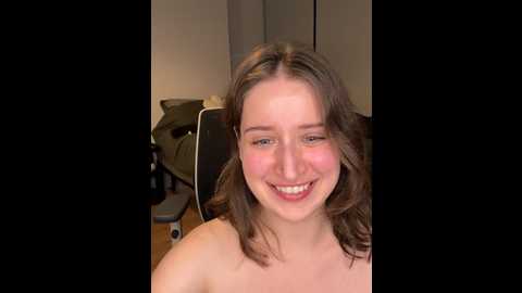 Media: nerdynina Stripchat 2024-09-20 01:08:00