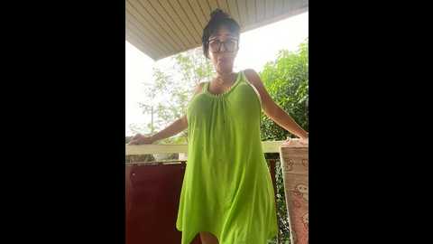 Media: sweetieme Stripchat 2024-09-20 04:29:00