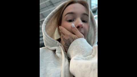 Media: baby_tiny Stripchat 2024-09-21 15:30:00