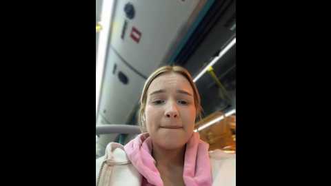 Media: baby_tiny Stripchat 2024-09-21 19:57:00