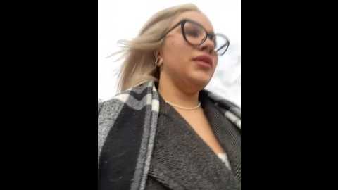Media: charming_evaa Stripchat 2024-09-21 09:04:00