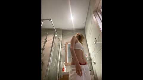 Media: ketitull Stripchat 2024-09-21 01:44:00