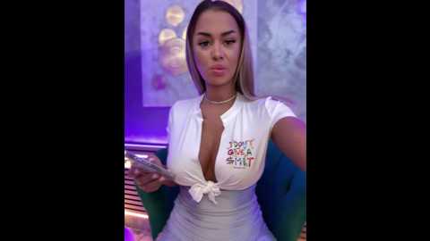 Media: kirstievegas Stripchat 2024-09-21 18:38:00