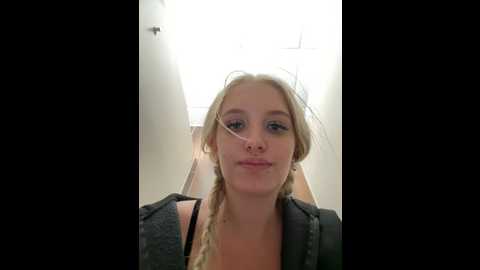 Media: milkyy_wway Stripchat 2024-09-21 10:57:00