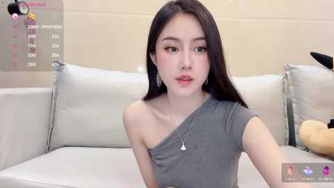 Media: ruoling_19 Stripchat 2024-09-21 17:53:00