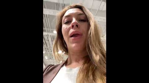 Media: sweet___emily Stripchat 2024-09-21 15:18:00