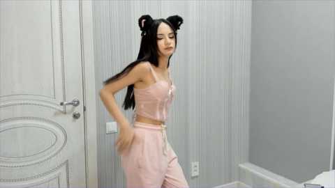 yumiko_chan @ stripchat on 20240921