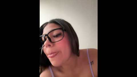 Media: alyshanon18 Stripchat 2024-09-22 21:42:00