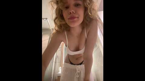 Media: ketitull Stripchat 2024-09-22 05:18:00