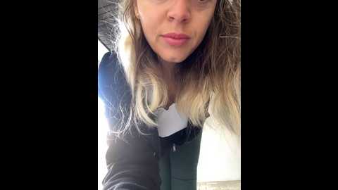 Media: ladywithbigass Stripchat 2024-09-22 05:56:00