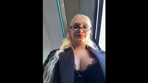 Media: milkyy_wway Stripchat 2024-09-22 07:27:00