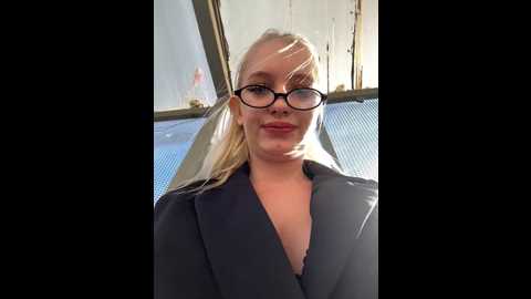 Media: milkyy_wway Stripchat 2024-09-22 09:42:00