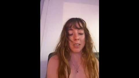 Media: sexyannatravels Stripchat 2024-09-22 02:00:00
