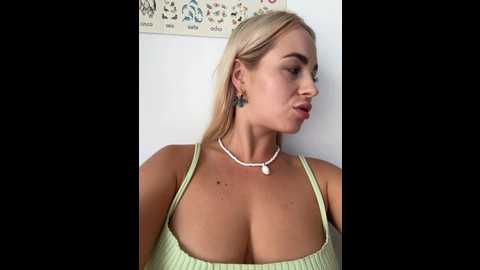 Media: streetdoll Stripchat 2024-09-22 09:03:00
