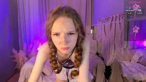 Media: _rose_charming_ Stripchat 2024-09-23 02:07:00