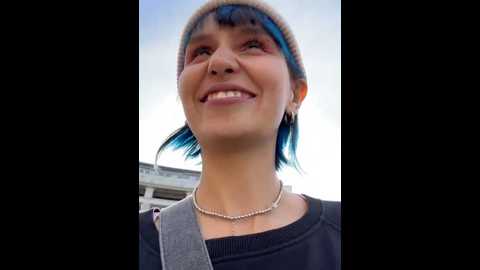 Media: bigbabykiki Stripchat 2024-09-23 10:44:00