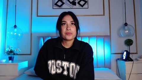 Media: jasmine_lander Stripchat 2024-09-23 22:45:00