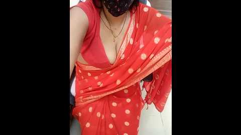 Media: kaamuk_shweta Stripchat 2024-09-23 07:53:00