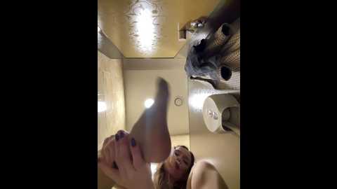 Media: lavenderhot Stripchat 2024-09-23 08:36:00