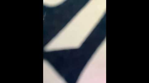 Media: littledoll___ Stripchat 2024-09-23 15:45:00