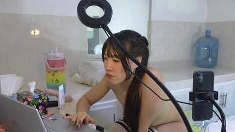 Media: miyamoto_marina Stripchat 2024-09-23 14:56:00