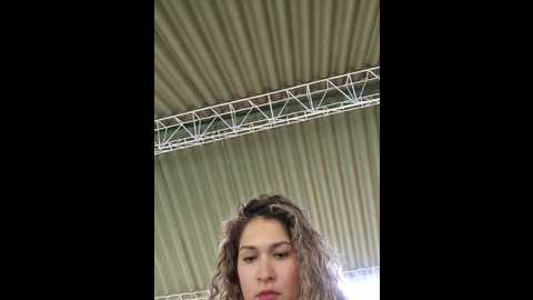 Media: sara_smiiith211 Stripchat 2024-09-23 19:54:00