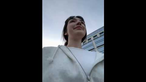 Media: sophie_avory Stripchat 2024-09-23 15:42:00