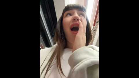 Media: sophie_avory Stripchat 2024-09-23 16:42:00