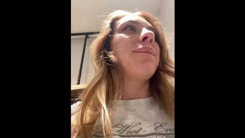 Media: sweet___emily Stripchat 2024-09-23 15:43:00