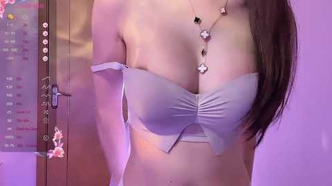 Media: sweet_angel999 Stripchat 2024-09-23 16:20:00