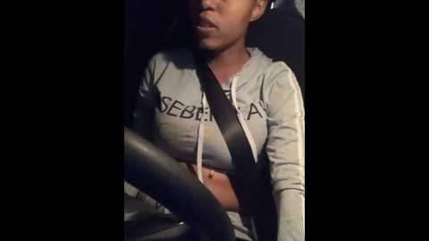 Media: tamia_98 Stripchat 2024-09-23 17:00:00